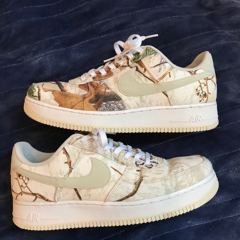 Nike Air Force 1 size 10.5